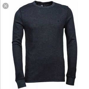 Men’s long sleeve Volcom shirt